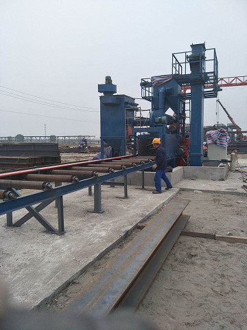 輥道通過式拋丸機(jī)交付現(xiàn)場